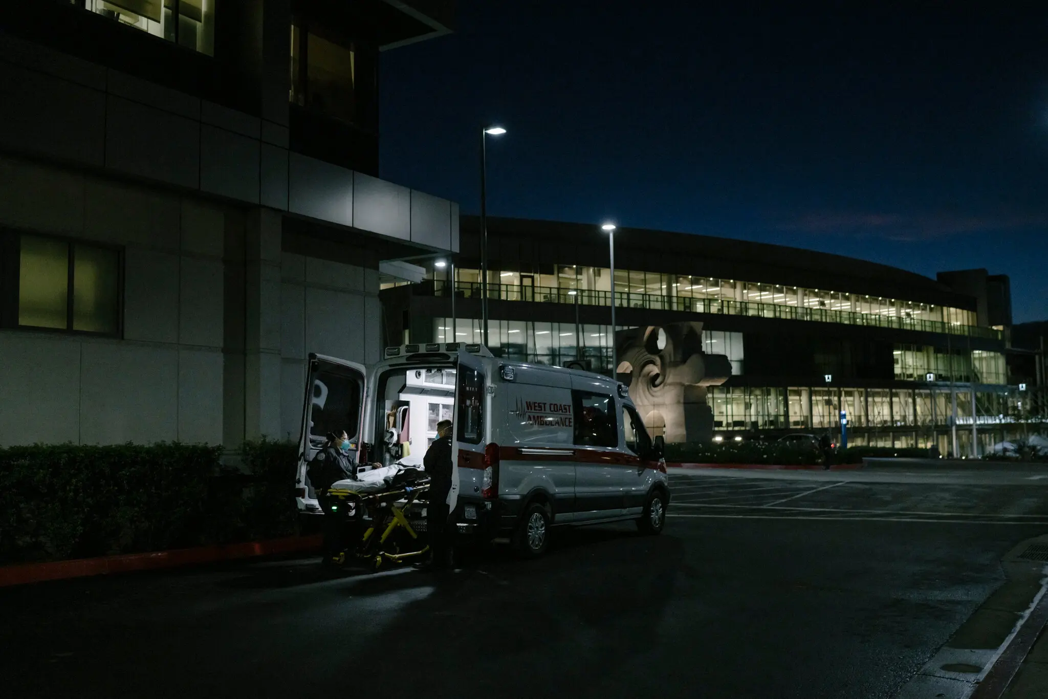 /images/california-life-expectancy-post-covid.webp California's Life Expectancy Stalls Post-COVID: Experts Raise Alarms Over Lingering Health Impacts