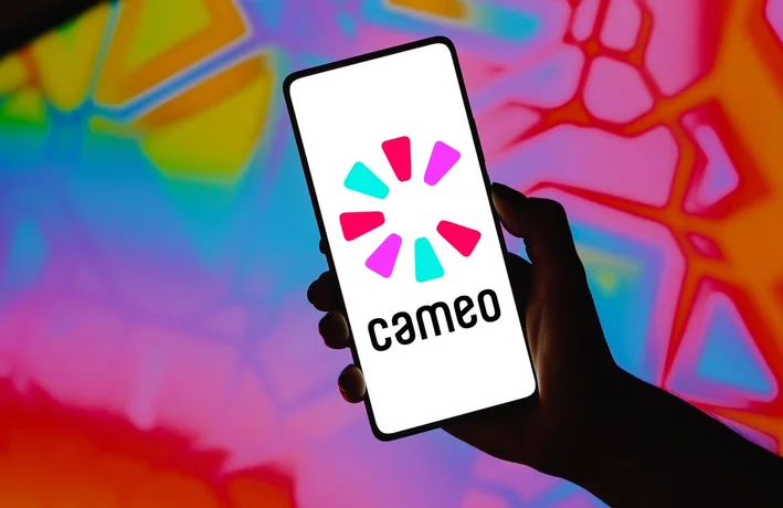Cameo’s New App 'Candl' Tries to Rekindle Relevance, But Sparks Few Flames