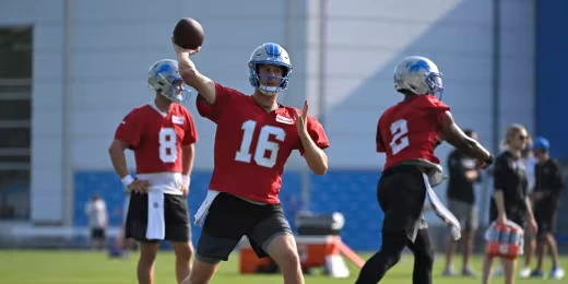 Jared Goff Lauds ‘Great Transition’ to New Lions Offensive Coordinator John Morton Jared Goff Lauds ‘Great Transition’ to New Lions Offensive Coordinator John Morton