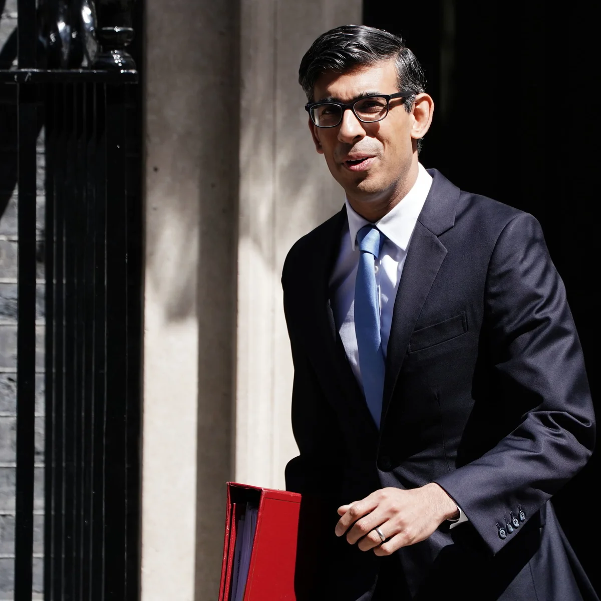 UK Government’s Migrant Deal Faces Scrutiny as Tory Ministers Warn: 'Success Hinges on Lower Numbers' UK Government’s Migrant Deal Faces Scrutiny as Tory Ministers Warn: 'Success Hinges on Lower Numbers'